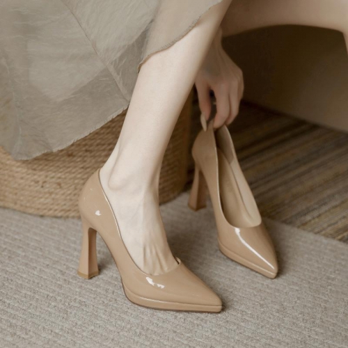 Women's Fashion Summer Color Pumps: A Trendy Korean-Style Addition to Your Wardrobe