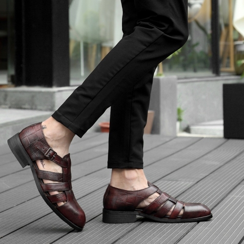 Hollow Business Formal Men's Comfortable Buckle Shoes: A Stylish and Functional Choice for the Modern Man