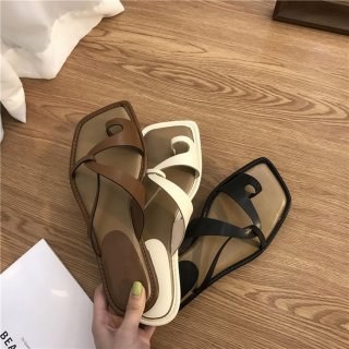 New Toe Ring Slippers: Summer Outerwear Fashion for Women