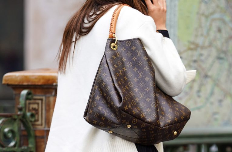 Explore Louis Vuitton’s Timeless Shoulder Bags and Totes: Luxury Meets Practicality